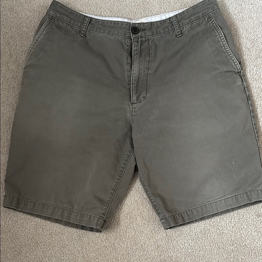 Dockers Green Flat Front Shorts Casual Style
